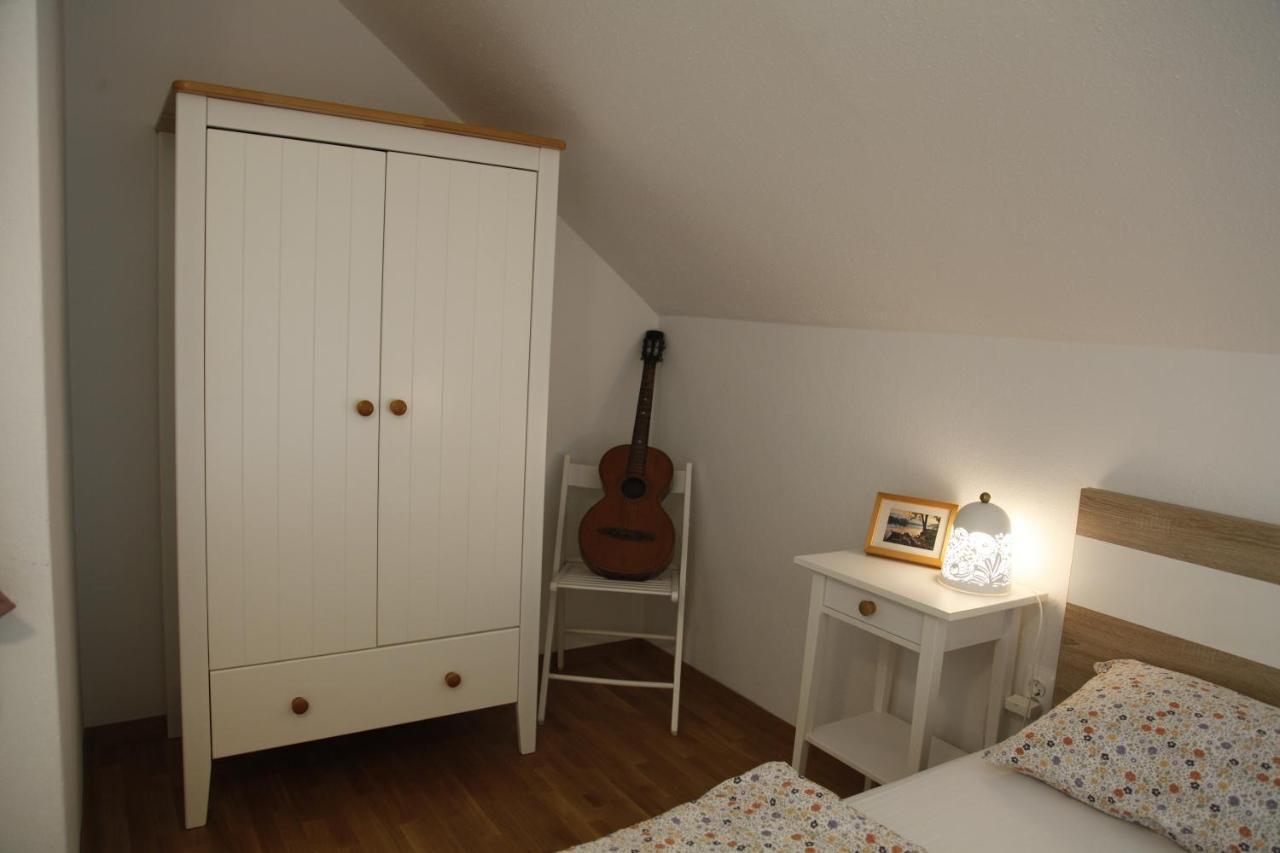 Family Apartment On Repecnik Farm In Gorje, Bled Zgornje Gorje Exterior photo